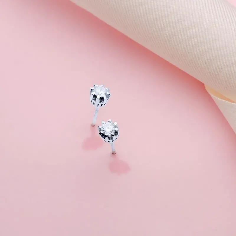 Pendientes Oro Blanco 18k mujer 5 mm. diamante centro 0.15ct.