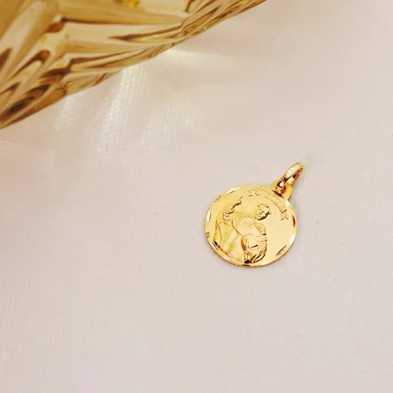 San Vicente Ferrer Medalla Oro 18k tallada 14 mm. borde