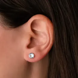 Pendientes Oro 18k mujer 6 mm. piedra azul redonda