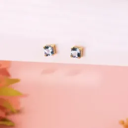 Pendientes Oro 18k mujer 5.5 mm. piedra color aguamarina forma cuadra