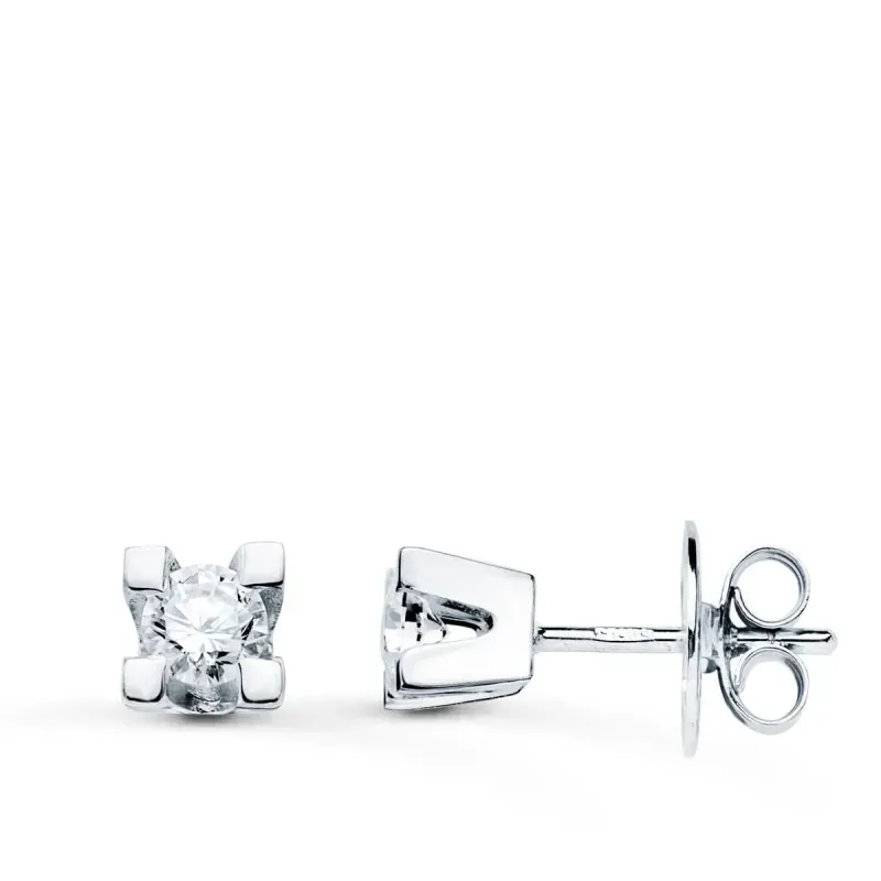 Pendientes Oro Blanco 18k niña 4.5 mm. diamante 0.15ct.