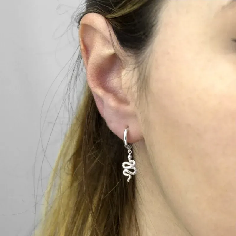 Aros Pendientes en Plata de Ley 925m de 11 mm. animal serpiente