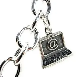 Pulsera plata Ley 925m asas fetiches dependienta colgando [AB4309]