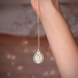 San Benito Medalla Escapulario de 18k con 20 mm. y detalle esmaltado