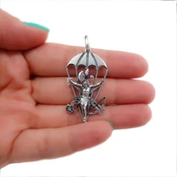Colgante plata Ley 925m macizo 42mm. Cristo de la Legión Brigada de P