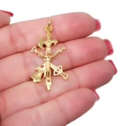 Cristo de la Legión Colgante macizo Plata Ley chapado oro 32 mm.