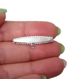 Alfiler Plata Ley 925m broche bebé 3 cm. ovalado recto borde tallado.