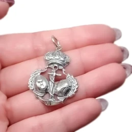 Escudo Cofradía Cristo de las Tres Caídas Esperanza de Triana Medalla